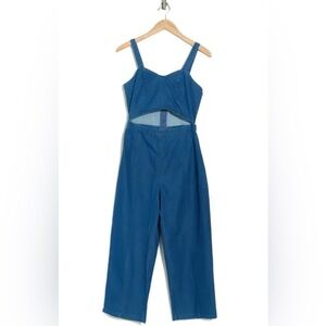 NWT $50R Derek Heart Denim Jumpsuit With Front Cutout .